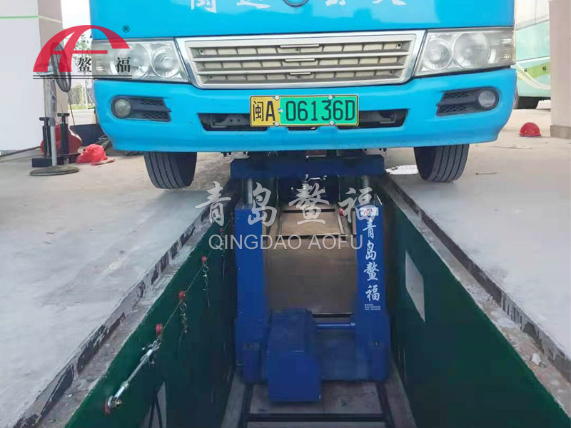 福清地溝舉升機(jī)案例