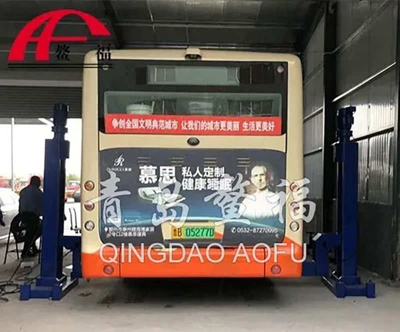 公交車常用的幾款舉升機(jī)